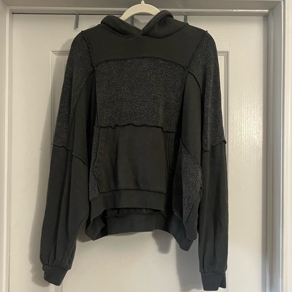 Aerie Charcoal and Heathered Sweater - Picture 1 of 3